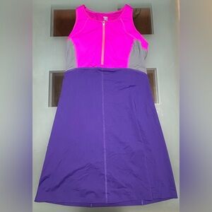 Title Nine Diamelete Colorblock Athletic Dress Size Small Outdoor Athleisure